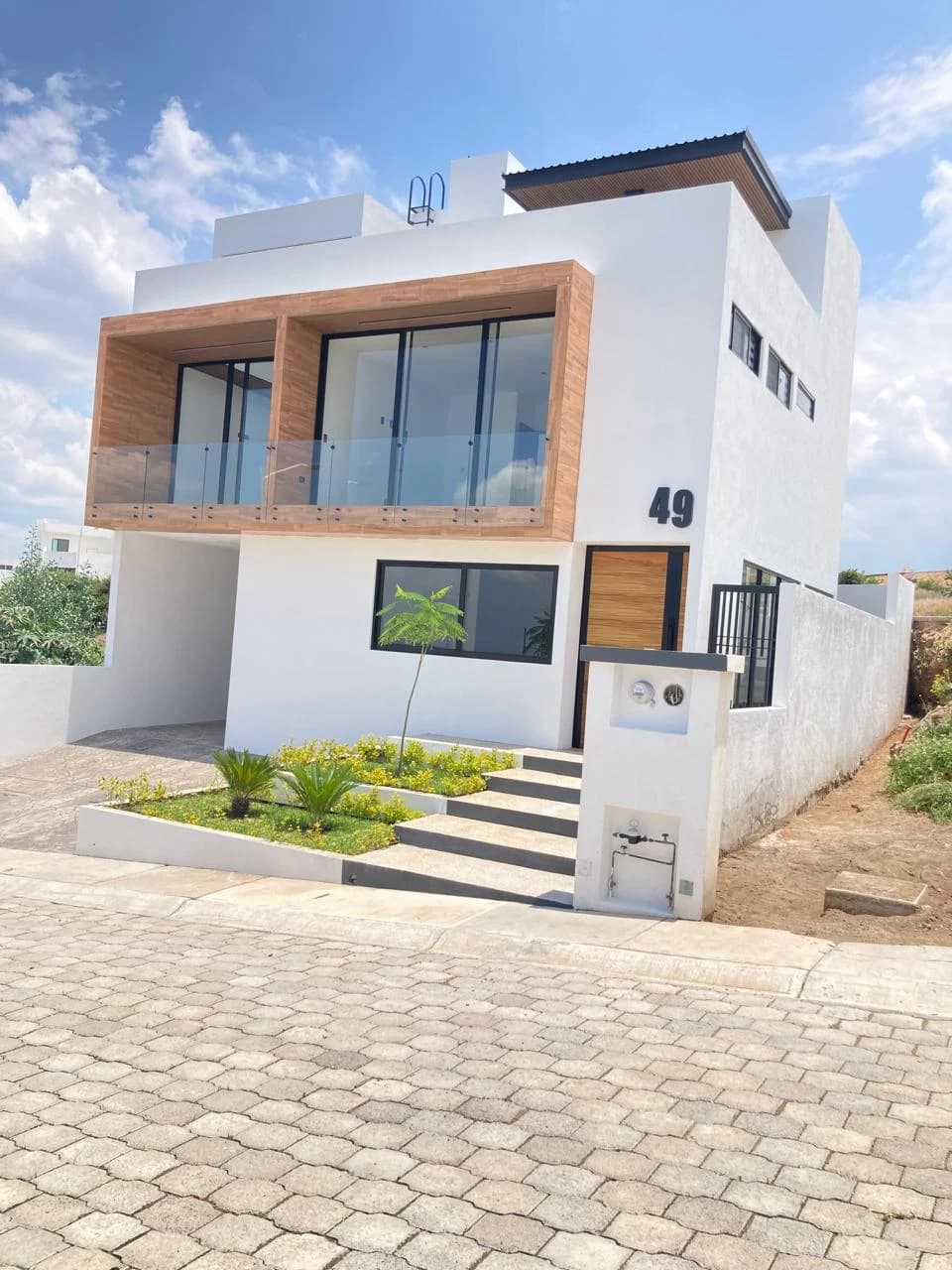 Casa SJR. Photograph of completed work